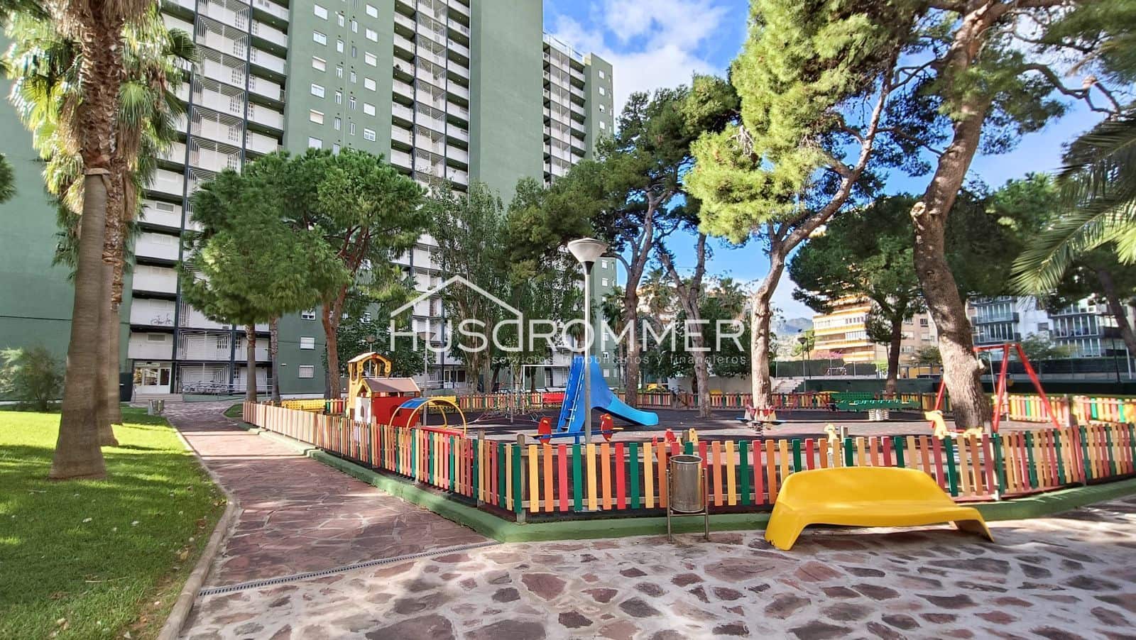 3 bedroom Flat for rent in Benicassim with pool garage - € 2,780 (Ref: 8418263)