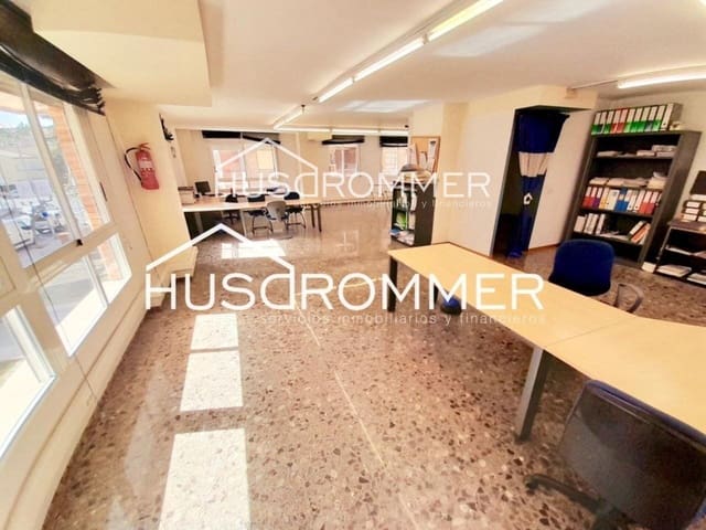 Office for rent in Vila-real - € 700 (Ref: 8418273)