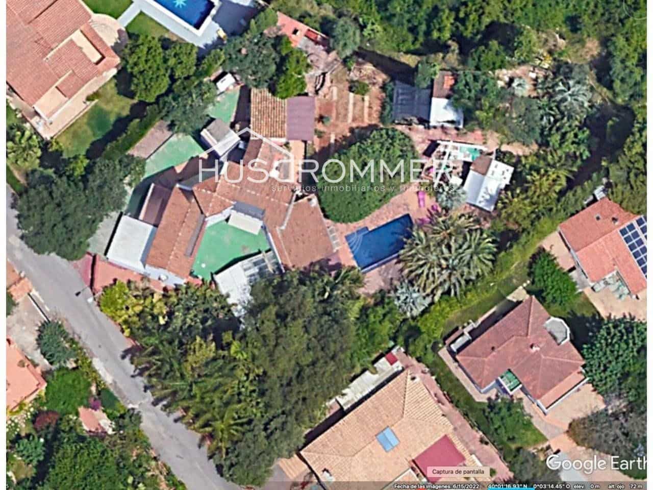 4 sypialnia Willa na sprzedaż w Castello de la Plana z basenem garażem - 625 000 € (Ref: 8418275)