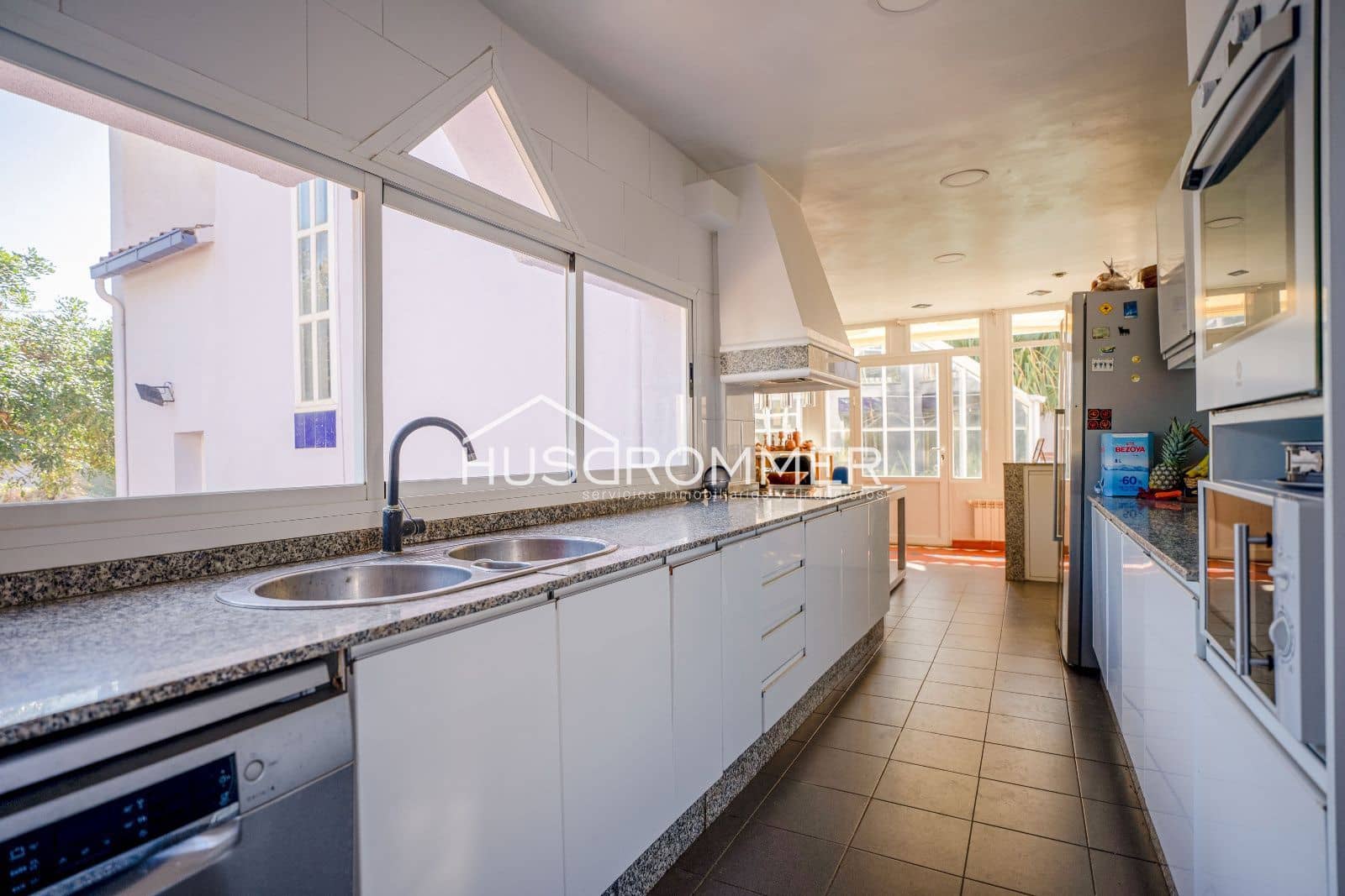 4 sypialnia Willa na sprzedaż w Castello de la Plana z basenem garażem - 625 000 € (Ref: 8418275)