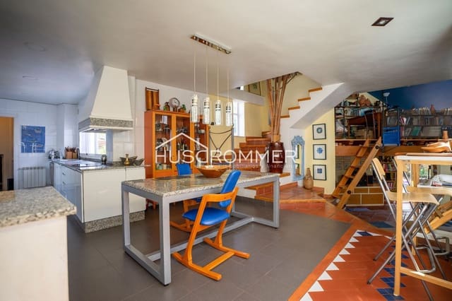 4 camera da letto Villa in vendita in Norte, Castelló de la Plana con piscina garage - 625.000 € (Rif: 8418275)