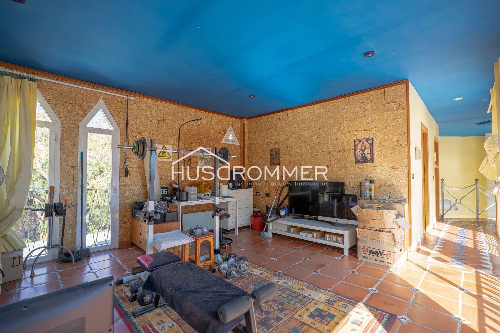 4 sypialnia Willa na sprzedaż w Castello de la Plana z basenem garażem - 625 000 € (Ref: 8418275)