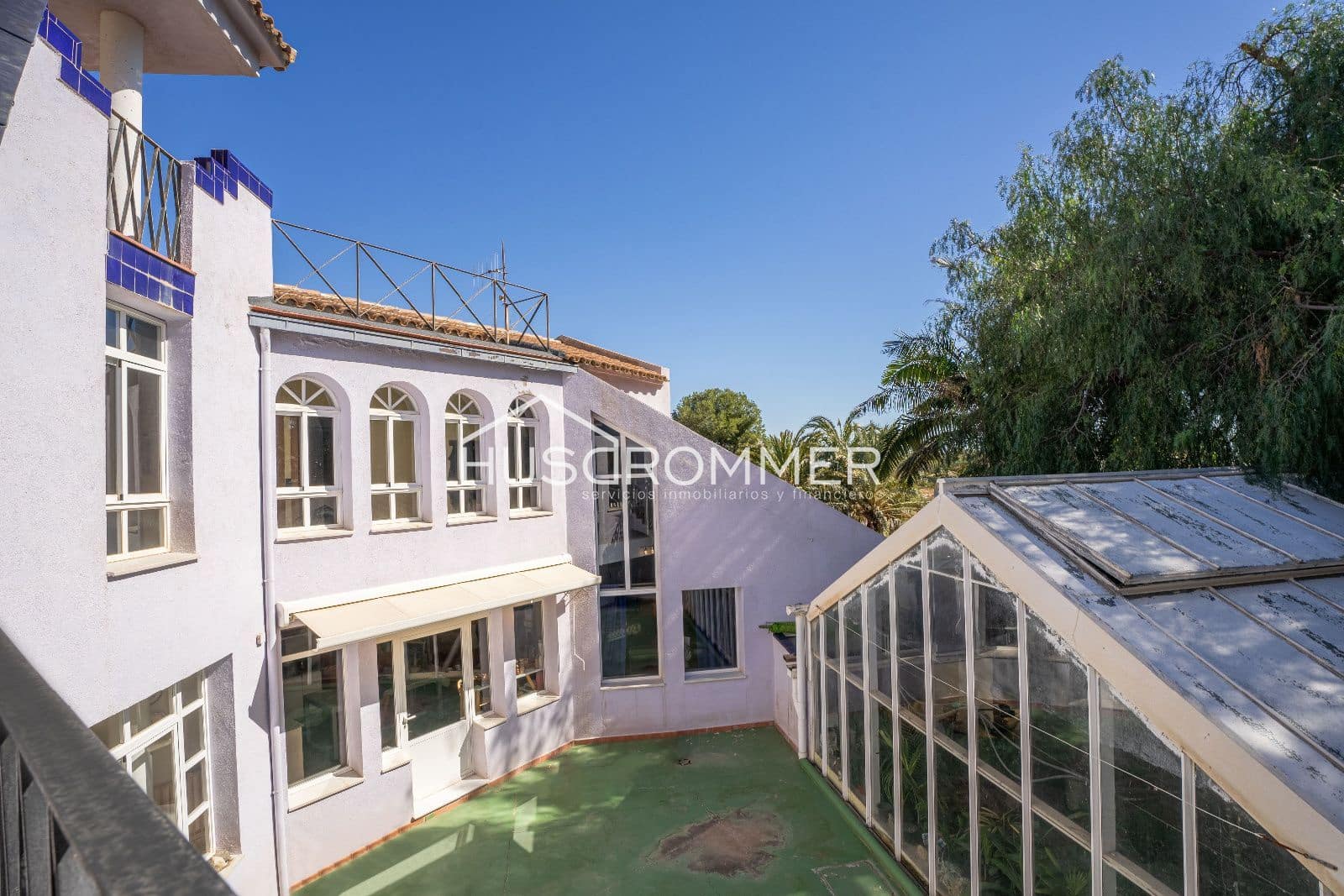 4 sypialnia Willa na sprzedaż w Castello de la Plana z basenem garażem - 625 000 € (Ref: 8418275)