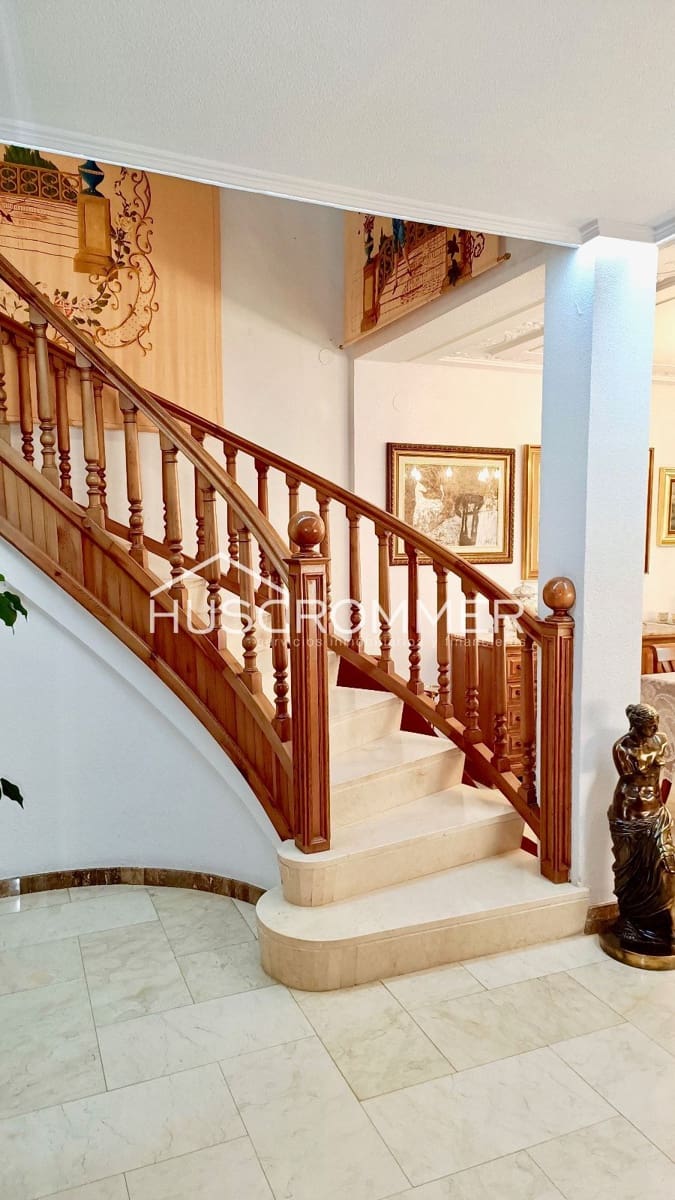 6 soveværelse Villa til salg i Vila-real med garage - € 370.000 (Ref: 8418276)