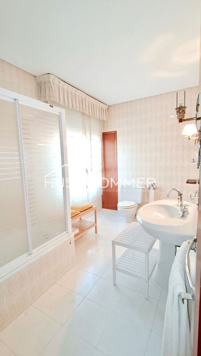 6 soveværelse Villa til salg i Vila-real med garage - € 370.000 (Ref: 8418276)