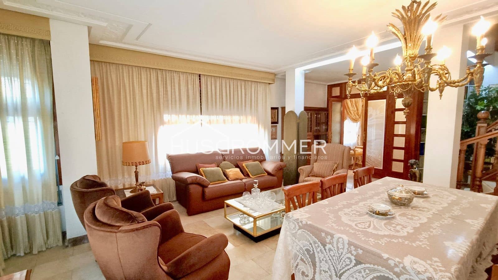 6 soveværelse Villa til salg i Vila-real med garage - € 370.000 (Ref: 8418276)