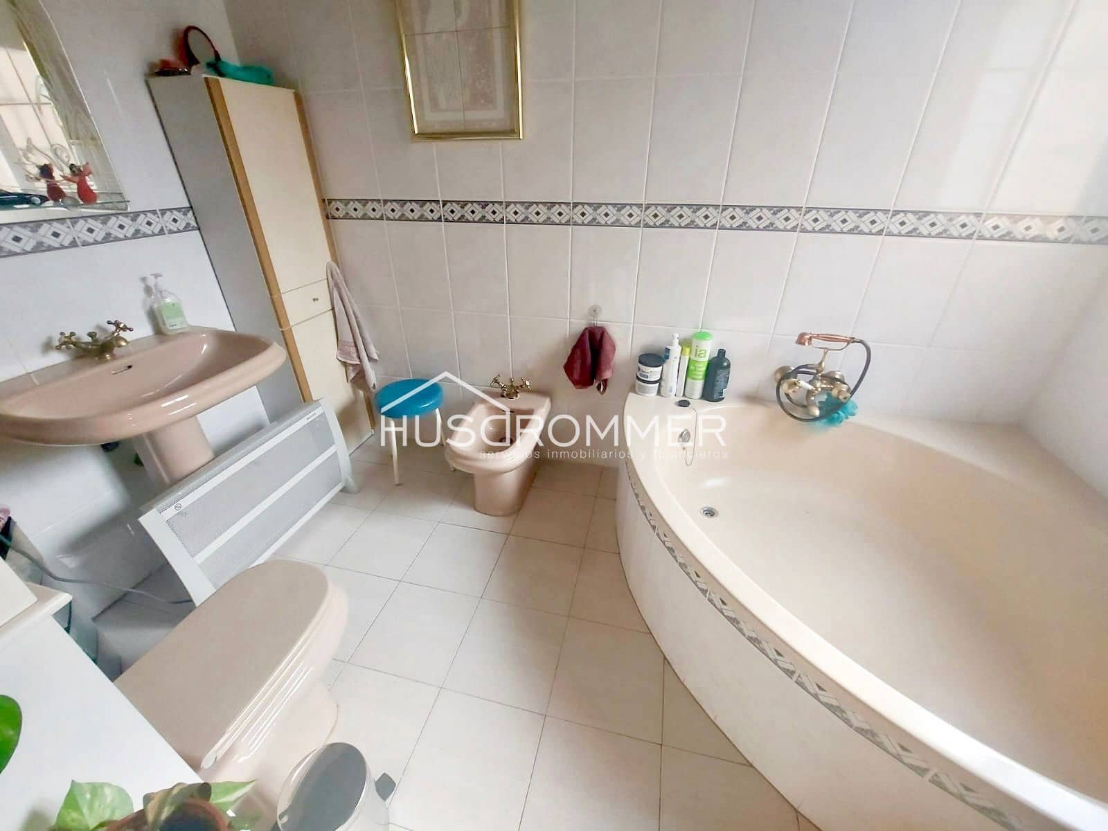 4 soveværelse Villa til salg i L'Alcora med swimmingpool garage - € 250.000 (Ref: 8419129)