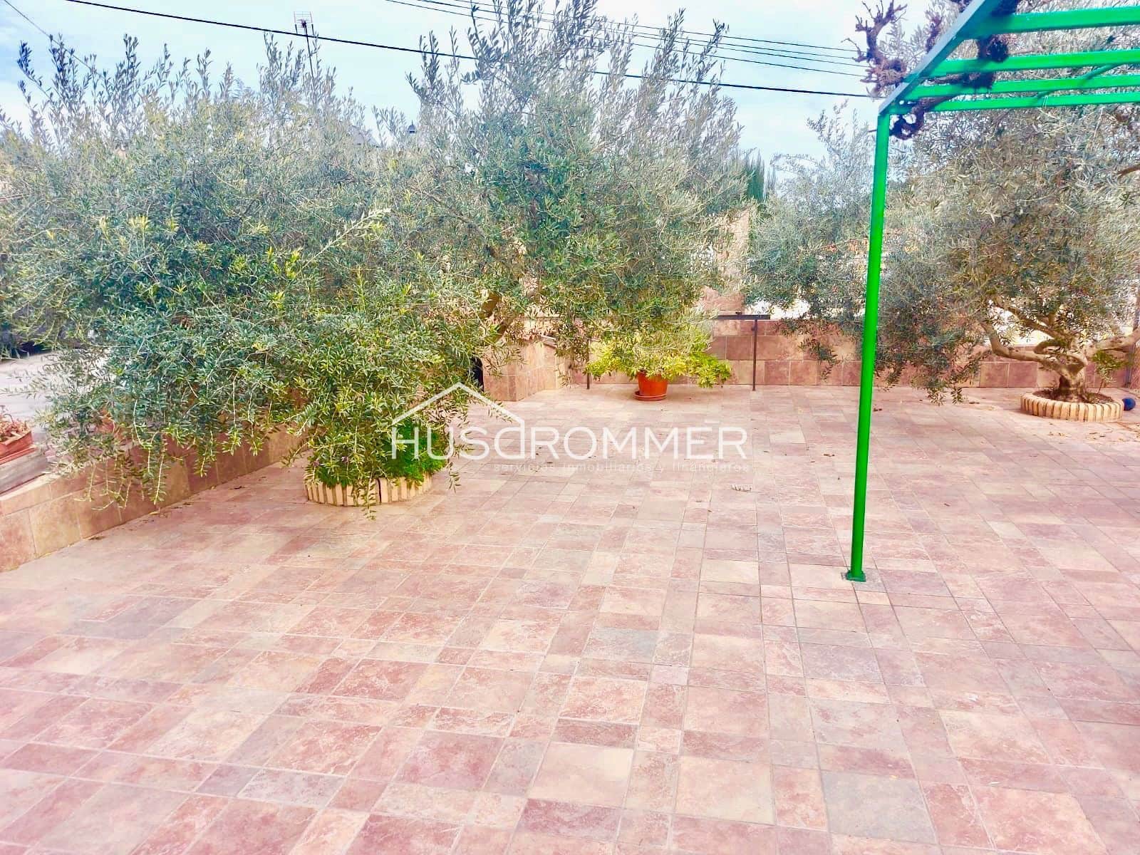 4 soveværelse Villa til salg i L'Alcora med swimmingpool garage - € 250.000 (Ref: 8419129)