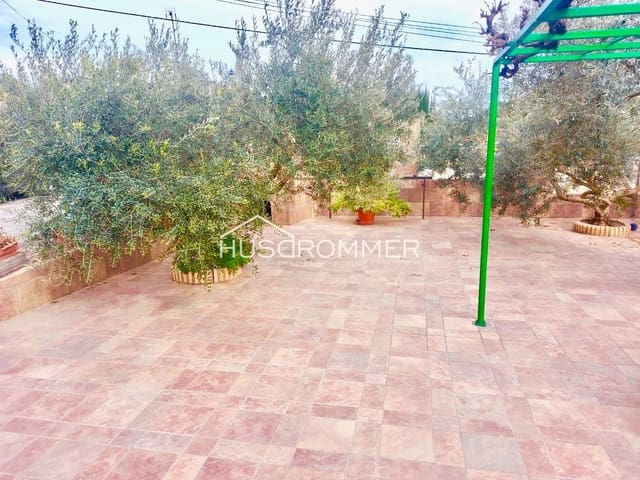 4 soveværelse Villa til salg i L'Alcora med swimmingpool garage - € 250.000 (Ref: 8419129)