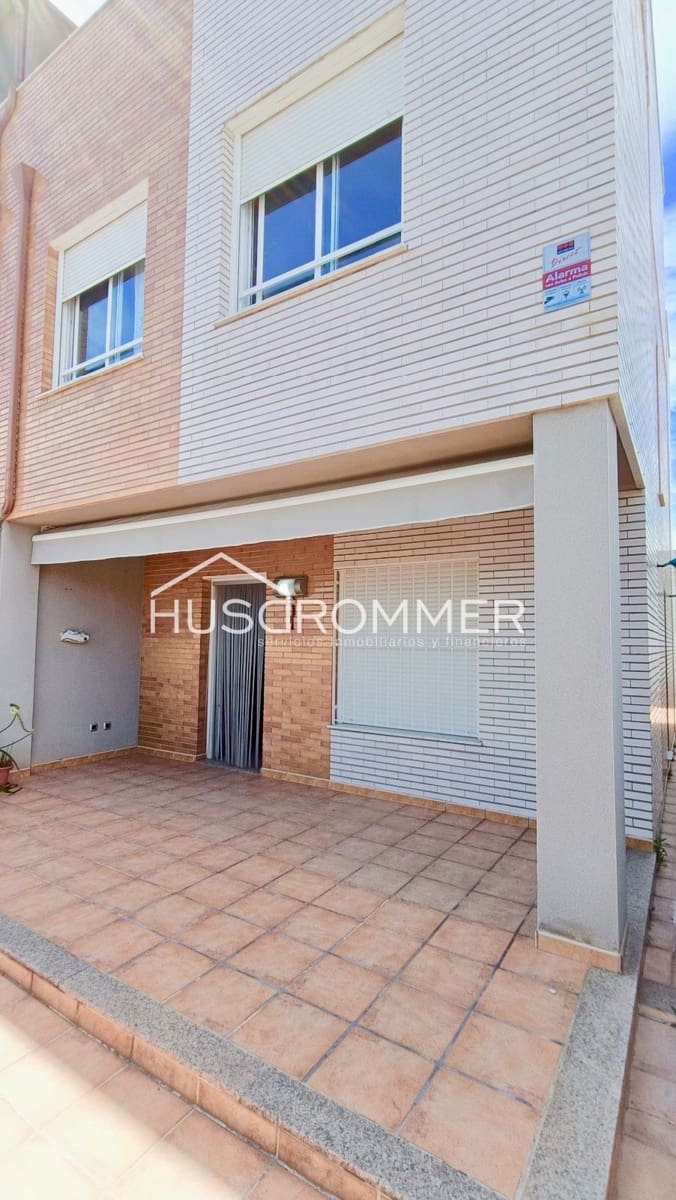 4 soveværelse Villa til salg i Almassora / Almazora med swimmingpool garage - € 193.000 (Ref: 8419132)