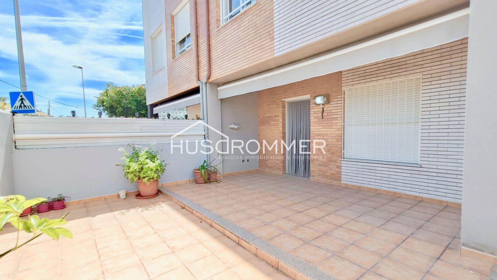 4 soveværelse Villa til salg i Almassora / Almazora med swimmingpool garage - € 193.000 (Ref: 8419132)