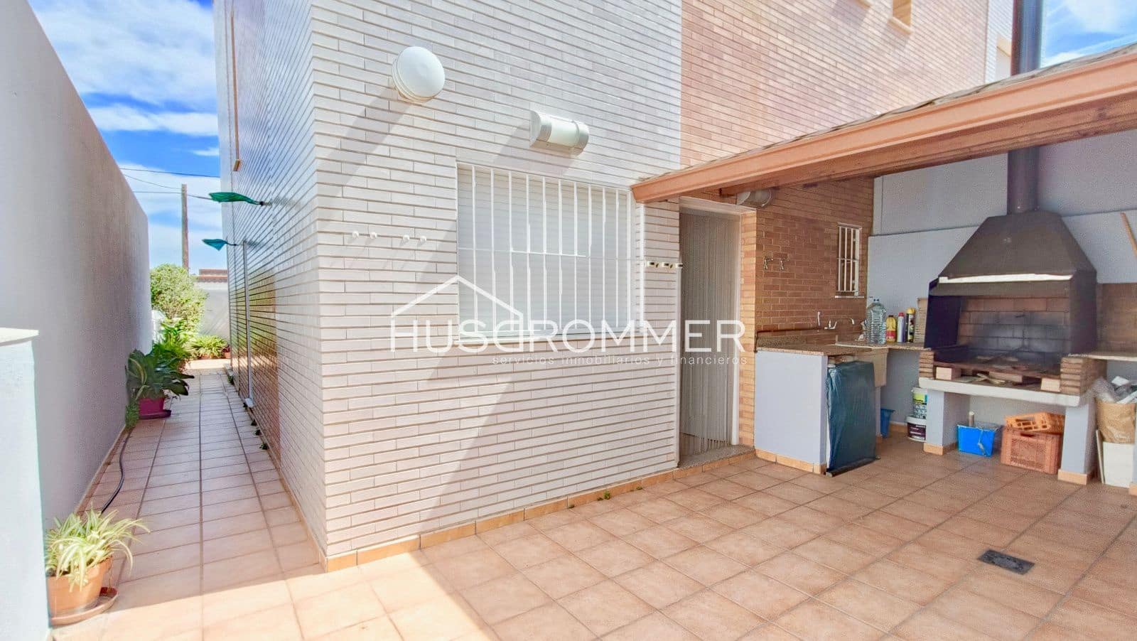 4 soveværelse Villa til salg i Almassora / Almazora med swimmingpool garage - € 193.000 (Ref: 8419132)