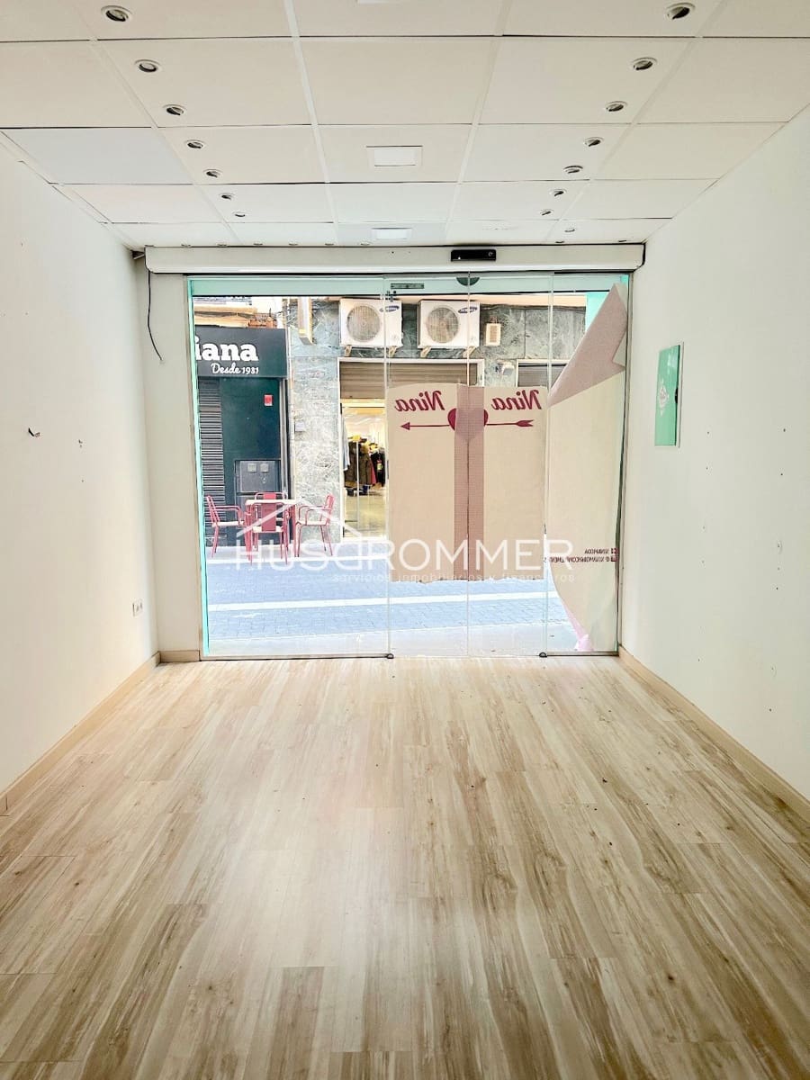 Commercial for rent in Vila-real - € 800 (Ref: 8419149)