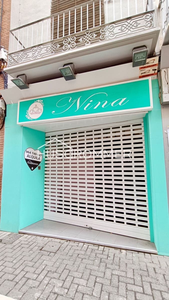 Commercial for rent in Vila-real - € 800 (Ref: 8419149)