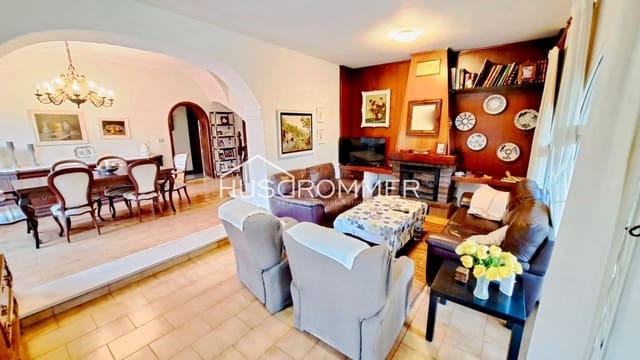 4 soveværelse Villa til salg i Vila-real med garage - € 358.500 (Ref: 8419151)