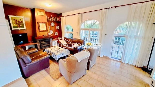 4 soveværelse Villa til salg i Vila-real med garage - € 358.500 (Ref: 8419151)