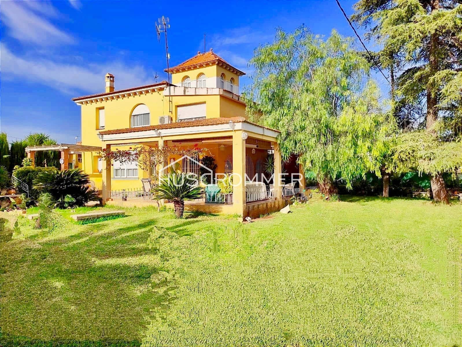 4 soveværelse Villa til salg i Vila-real med garage - € 358.500 (Ref: 8419151)