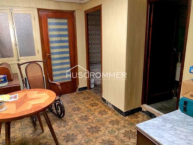 3 soveværelse Villa til salg i Vila-real - € 72.000 (Ref: 8419156)