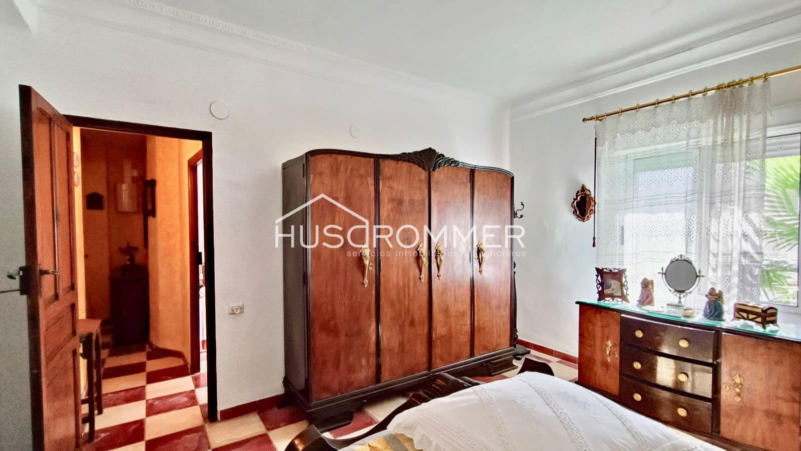 5 soveværelse Villa til salg i L'Alcudia de Veo - € 160.000 (Ref: 8419159)