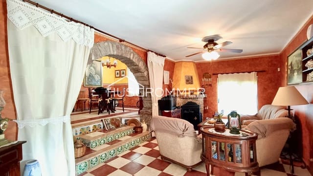 5 soveværelse Villa til salg i L'Alcudia de Veo - € 160.000 (Ref: 8419159)