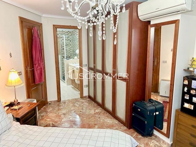 4 bedroom Villa for sale in Burriana / Borriana - € 205,000 (Ref: 8419169)