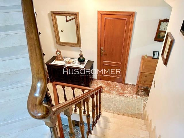 4 bedroom Villa for sale in Burriana / Borriana - € 205,000 (Ref: 8419169)