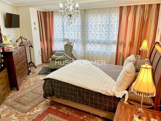 4 bedroom Villa for sale in Burriana / Borriana - € 205,000 (Ref: 8419169)