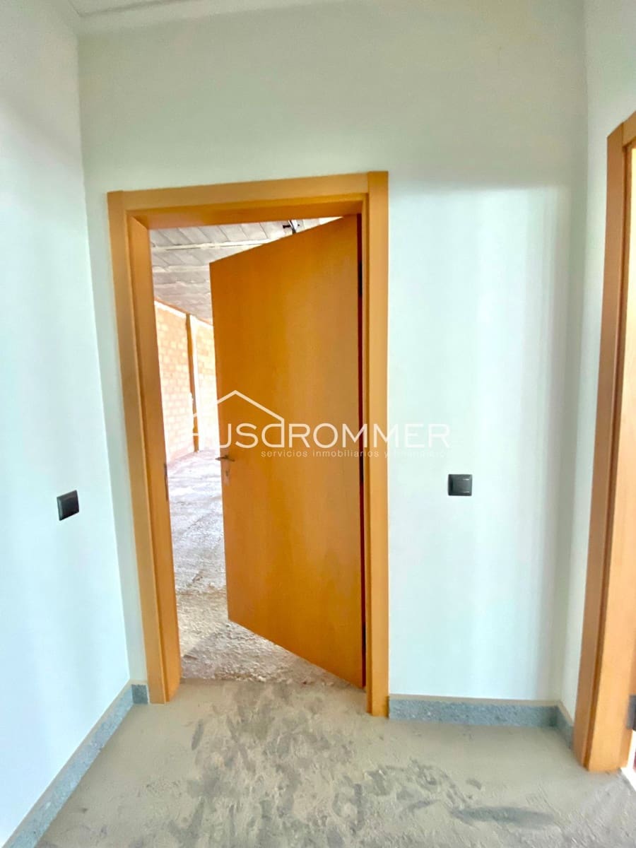 Commercial for sale in La Vall d'Uixo - € 1,250,000 (Ref: 8425901)