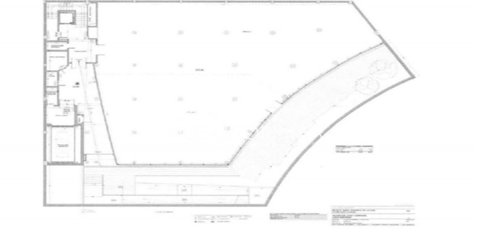 Commercial for sale in La Vall d'Uixo - € 1,250,000 (Ref: 8425901)