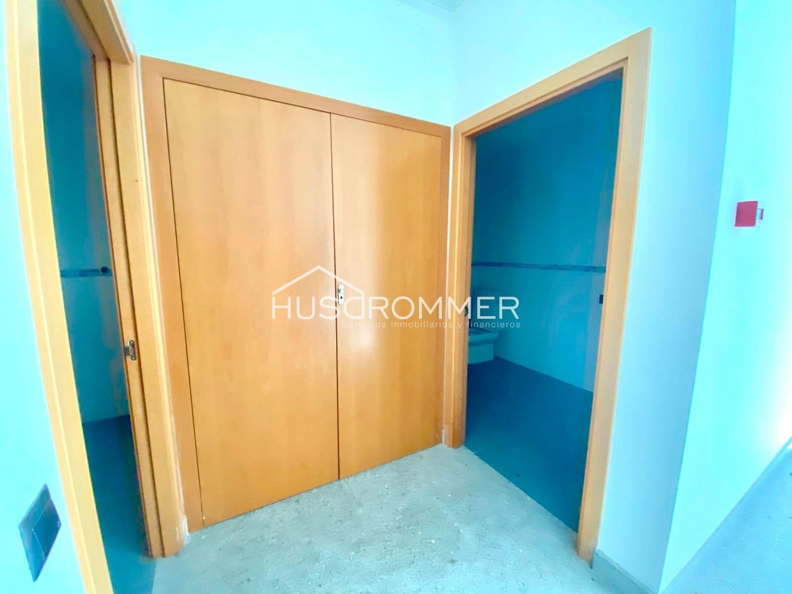 Commercial for sale in La Vall d'Uixo - € 1,250,000 (Ref: 8425901)