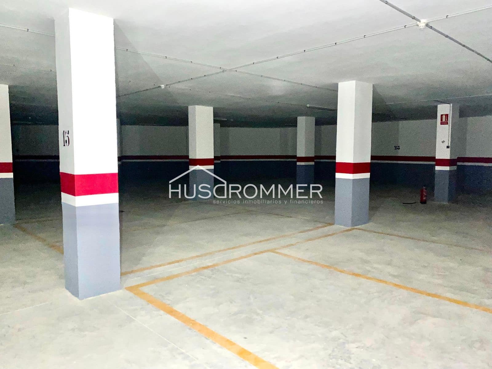 Commercial for sale in La Vall d'Uixo - € 1,250,000 (Ref: 8425901)