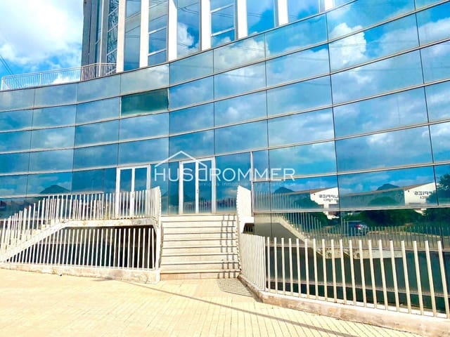 Local Comercial en La Vall d'Uixó en venta - 1.250.000 € (Ref: 8425901)