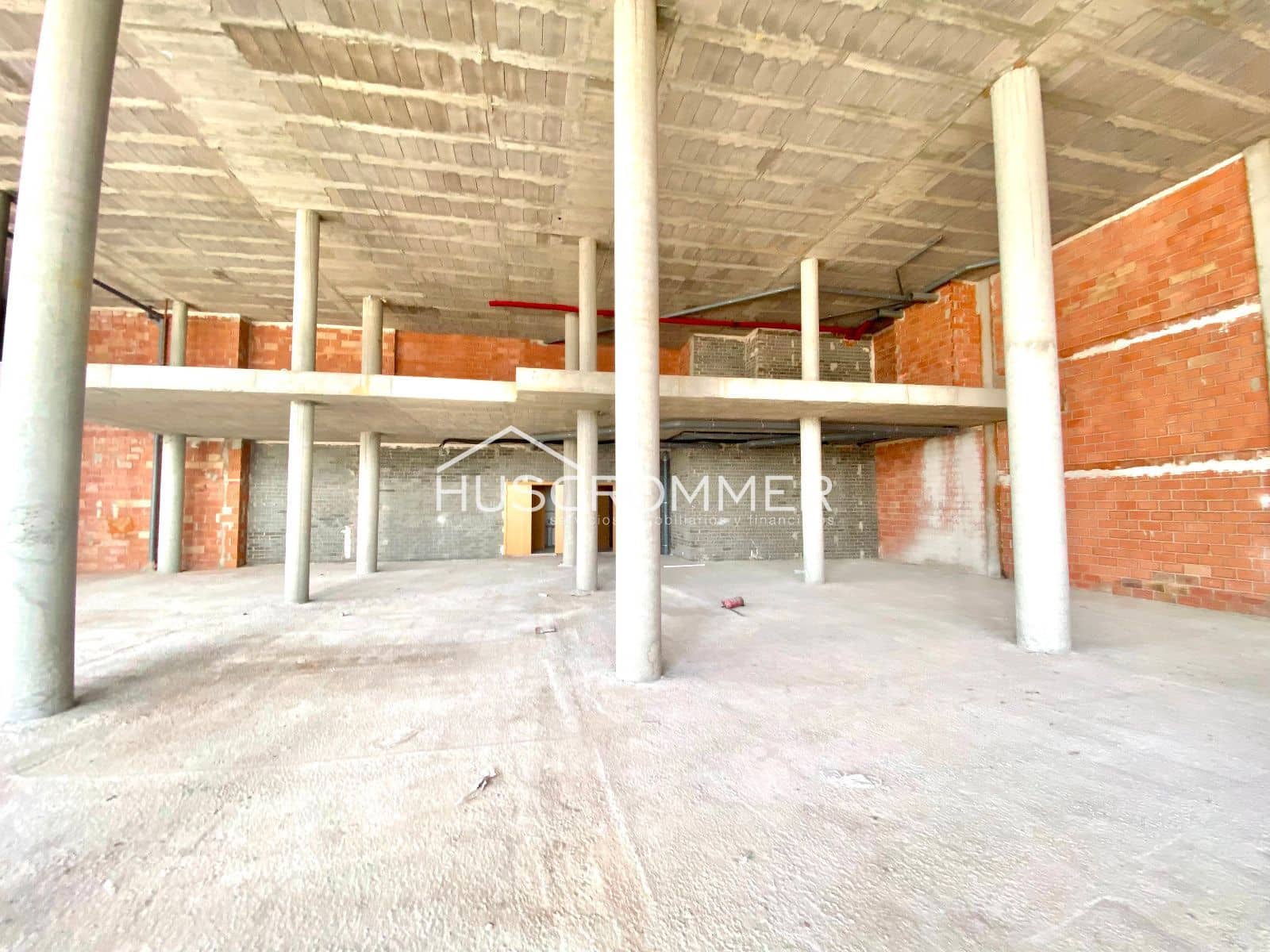 Commercial for sale in La Vall d'Uixo - € 1,250,000 (Ref: 8425901)