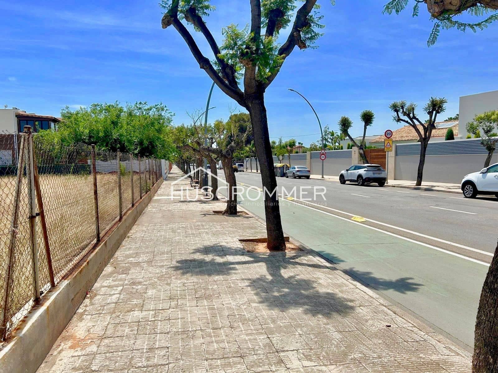 Building Plot for sale in Vila-real - € 1,300,000 (Ref: 8425906)