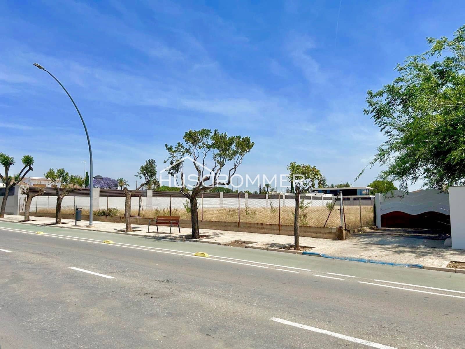 Building Plot for sale in Vila-real - € 1,300,000 (Ref: 8425906)