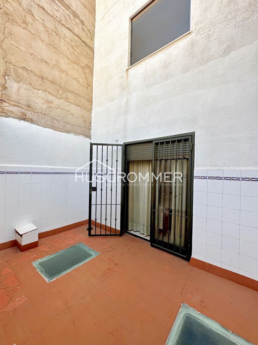 4 soveværelse Villa til salg i Vila-real med garage - € 245.000 (Ref: 8446267)