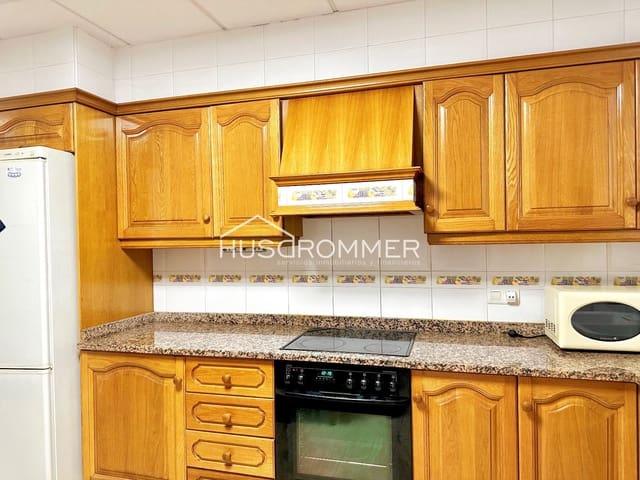 4 soverom Villa til salgs i Vila-real med garasje - € 245 000 (Ref: 8446267)