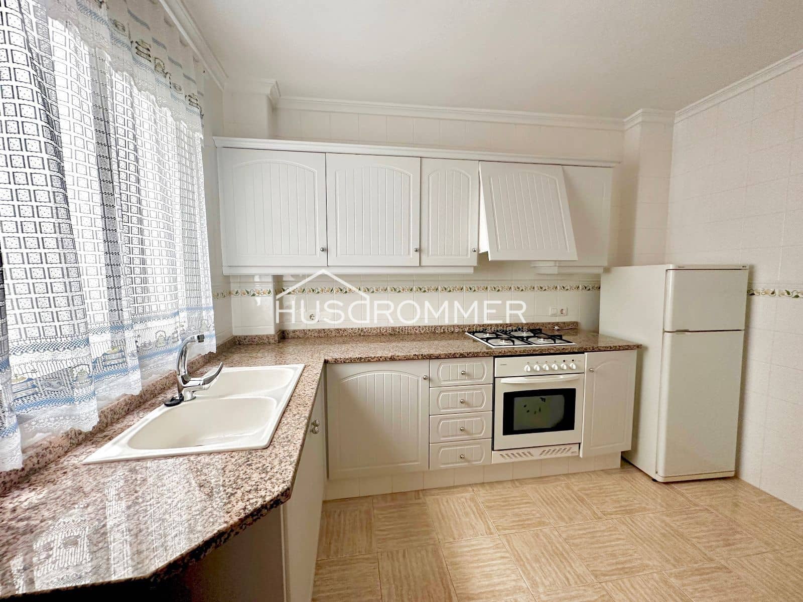 4 soveværelse Villa til salg i Vila-real med garage - € 245.000 (Ref: 8446267)