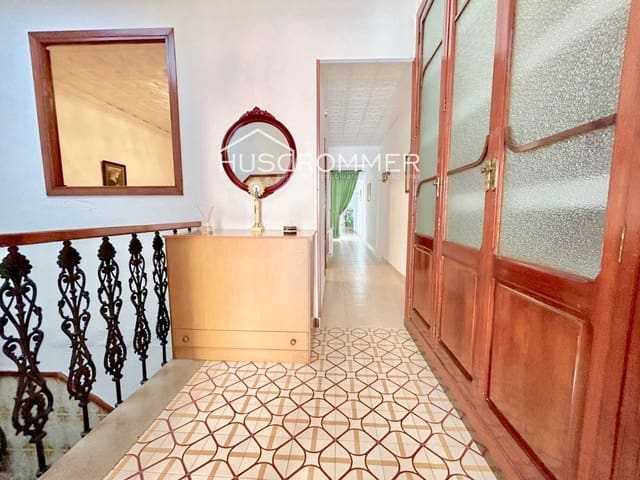 4 soveværelse Villa til salg i Vila-real med garage - € 400.000 (Ref: 8499679)