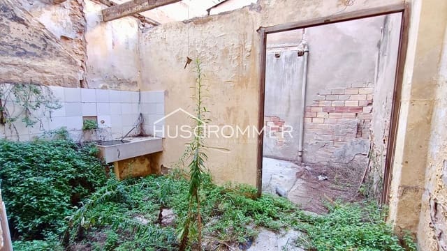 3 bedroom Villa for sale in Vila-real with garage - € 78,000 (Ref: 8511242)