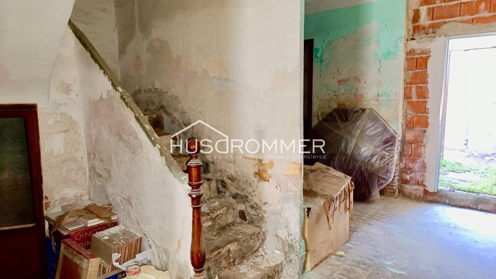 3 soveværelse Villa til salg i Vila-real med garage - € 72.000 (Ref: 8511242)