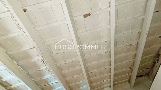 3 chambre Villa/Maison à vendre à Vila-real avec garage - 72 000 € (Ref: 8511242)