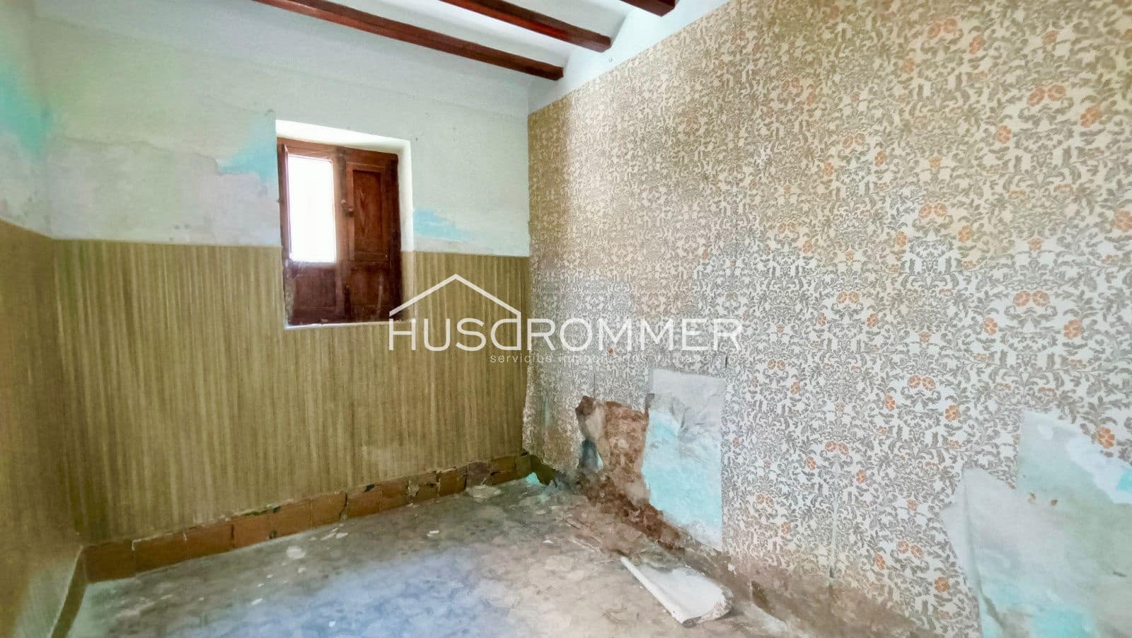 3 soveværelse Villa til salg i Vila-real med garage - € 72.000 (Ref: 8511242)