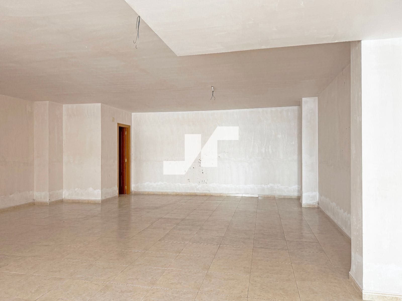 Kontor til leje i Vila-real - € 500 (Ref: 8518790)