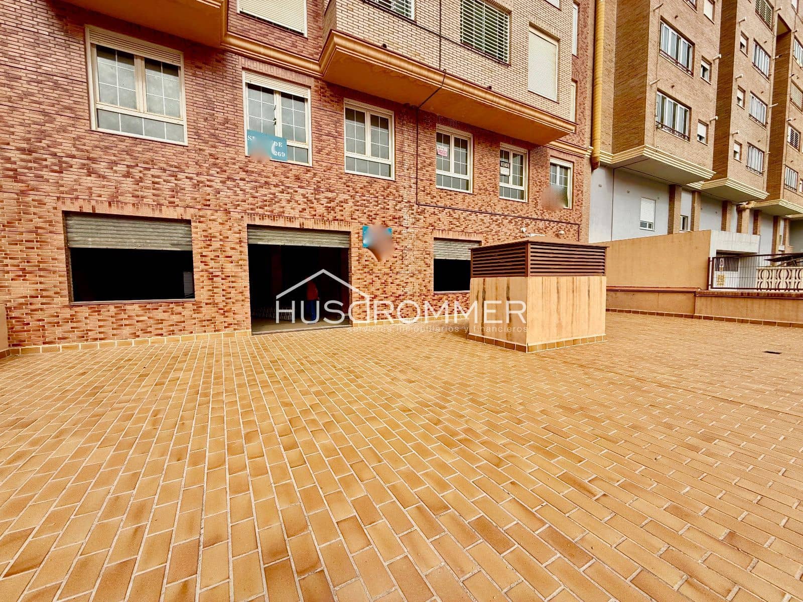 Erhverv til salg i Vila-real - € 120.000 (Ref: 8610293)