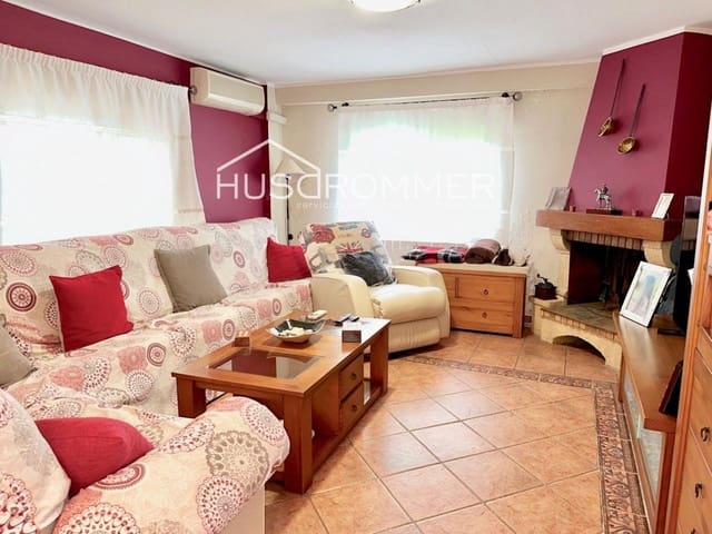 4 chambre Villa/Maison à vendre à Vila-real avec piscine garage - 295 000 € (Ref: 8669563)