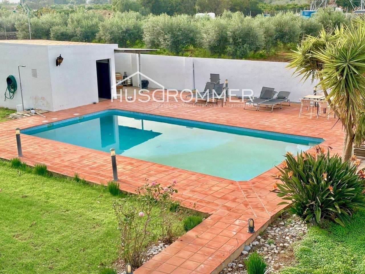 4 bedroom Villa for sale in Vila-real with pool garage - € 295,000 (Ref: 8669563)