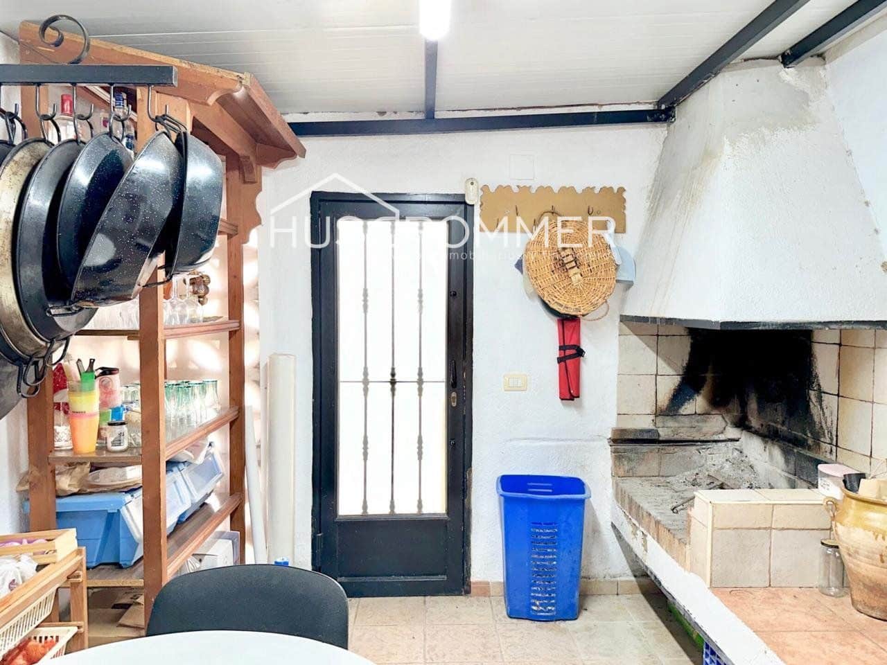 4 bedroom Villa for sale in Vila-real with pool garage - € 295,000 (Ref: 8669563)