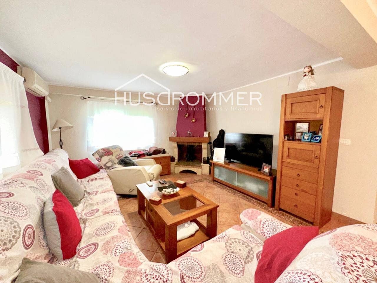 4 bedroom Villa for sale in Vila-real with pool garage - € 295,000 (Ref: 8669563)