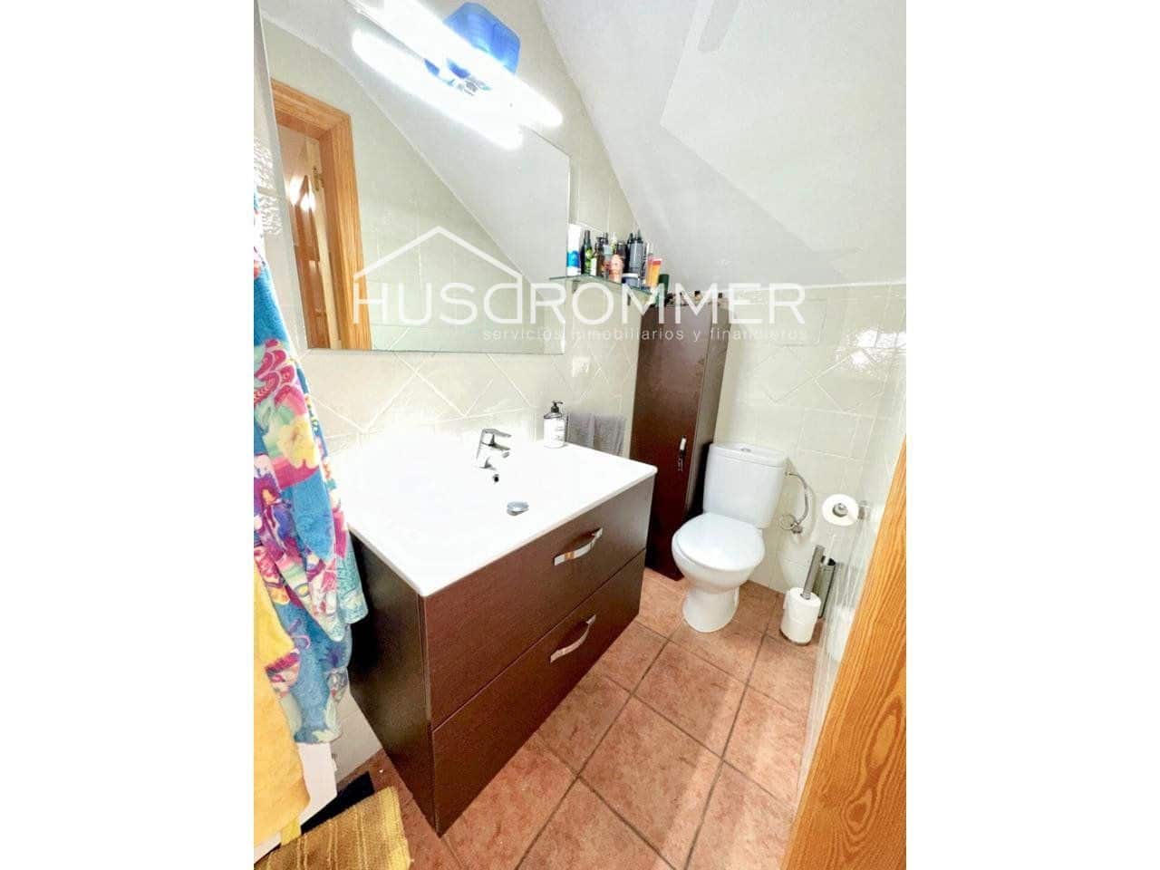 4 bedroom Villa for sale in Vila-real with pool garage - € 295,000 (Ref: 8669563)